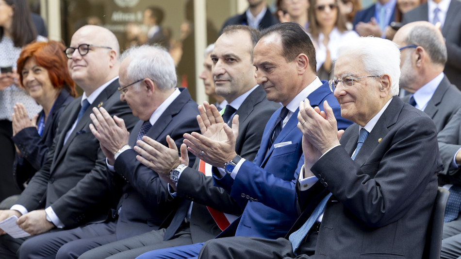 Mattarella, IA pu&ograve; essere potente alleato per lavoro pi&ugrave; degno