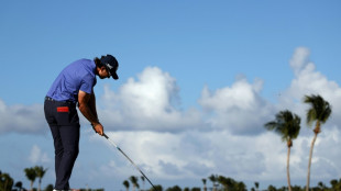 Echavarria takes lead in Puerto Rico