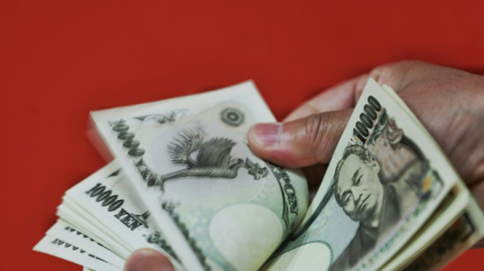 Banque du Japon: statu quo mon&eacute;taire malgr&eacute; une pression sp&eacute;culative, le yen chute