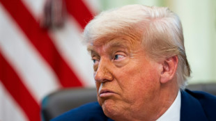 Os Macron "est&atilde;o bem", diz Trump sobre v&iacute;deo viral do casal presidencial franc&ecirc;s