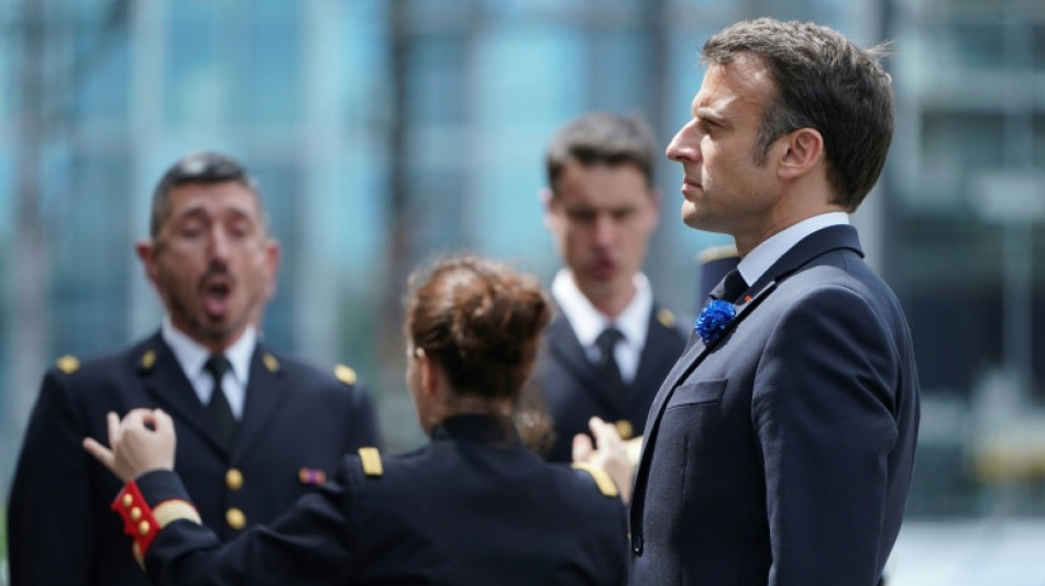 Macron rend hommage &agrave; Jean Moulin, plusieurs milliers de manifestants d&eacute;filent sous tension &agrave; Lyon