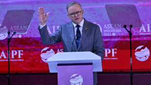 Australia PM confirms China visit, Li says ready to resume exchanges