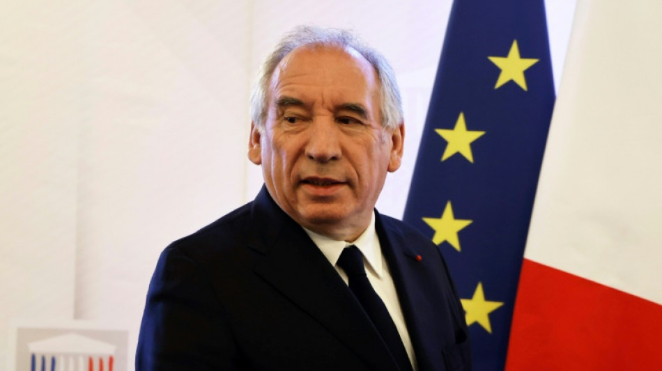 Bayrou annonce un "conclave" de trois mois pour r&eacute;former les retraites, sans tabou sur les 64 ans