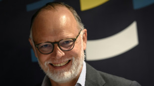 Edouard Philippe commente son changement d'apparence qui n'emp&ecirc;che pas d'&ecirc;tre "ambitieux"