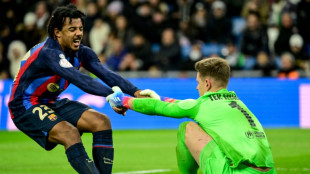 Miserly Barca face Athletic without key defender Araujo