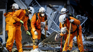 Mindestens f&uuml;nf Tote bei Teileinsturz von Wohnhaus in Den Haag nach Explosion