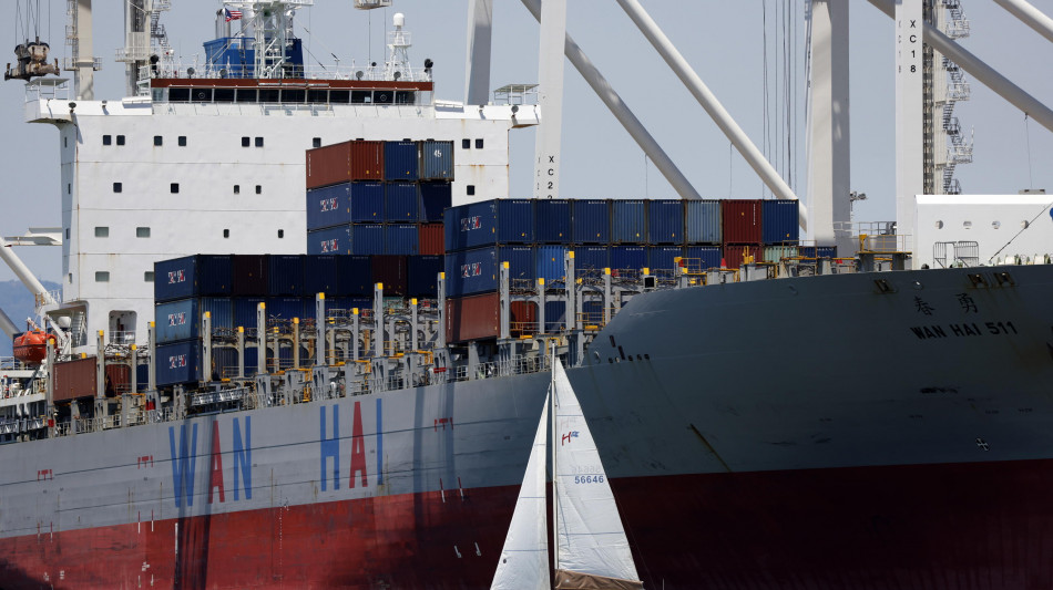 Trump, accordo con il Giappone, pagher&agrave; dazi al 15%