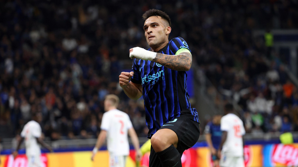 Champions: Inter-Slavia Praga 3-0