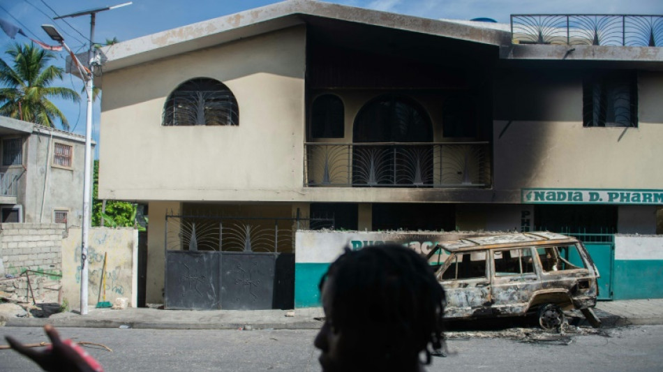 Pol&iacute;cia e civis haitianos matam 28 membros de gangues na capital