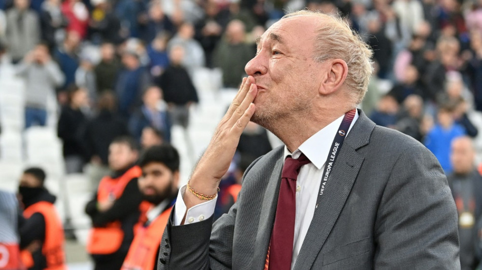 Fischer tritt zu Jahresbeginn als Eintracht-Pr&auml;sident zur&uuml;ck