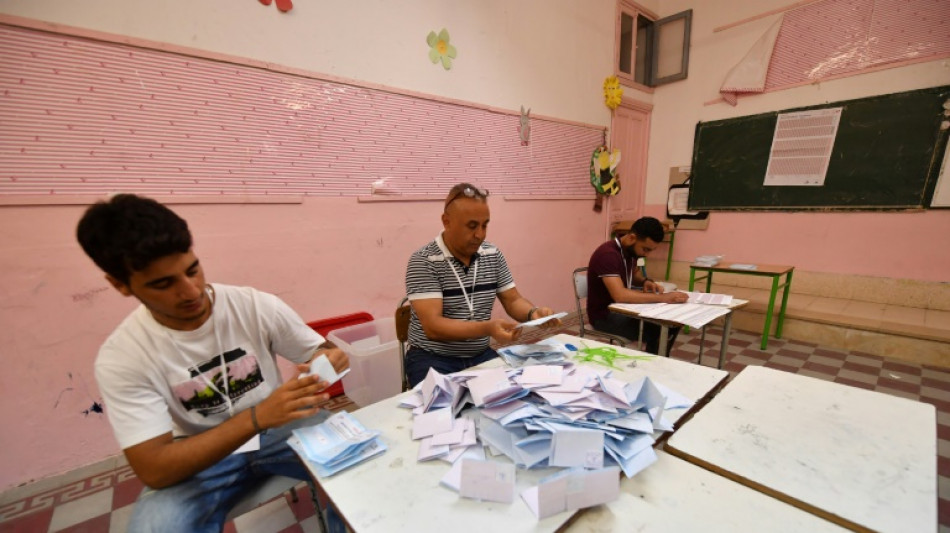 Bei Verfassungsreferendum in Tunesien zeichnet sich breite Mehrheit f&uuml;r Projekt ab