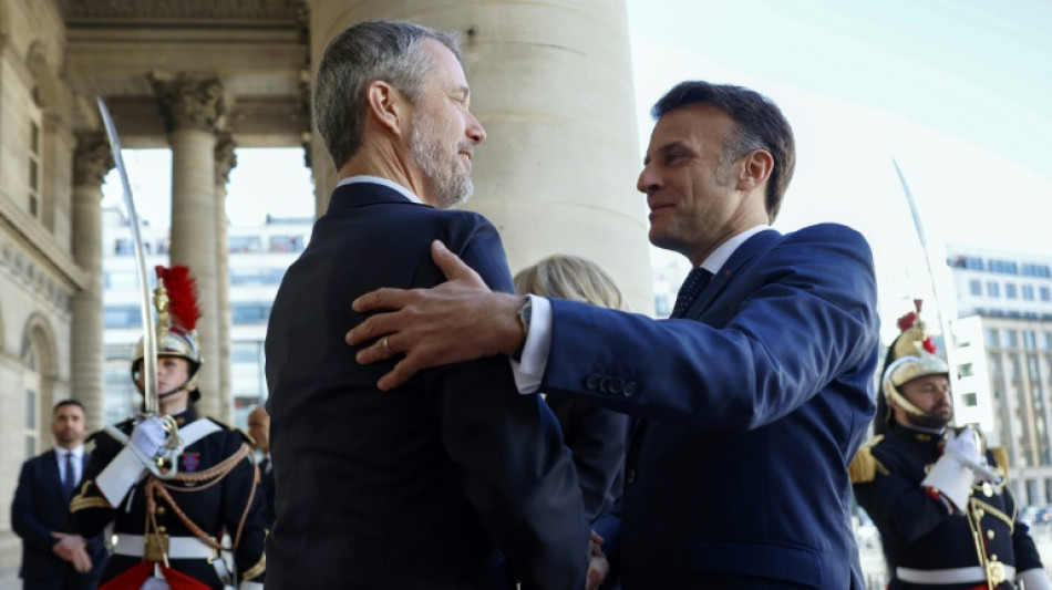 Macron expressa apoio da Fran&ccedil;a ao rei da Dinamarca