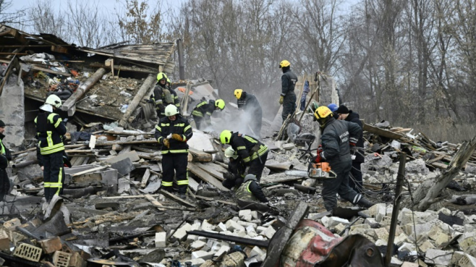 L'Ukraine repousse une attaque de drones russe, l'&eacute;lectricit&eacute; reste rationn&eacute;e