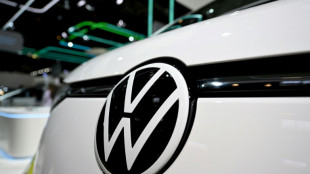 Volkswagen envisage de fermer des usines en Allemagne, une premi&egrave;re historique