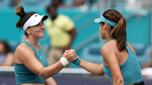 Andreescu beats Raducanu to advance in Miami