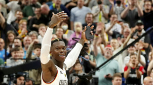 Schr&ouml;der zur&uuml;ck zu den Lakers - James "verdammt gl&uuml;cklich"