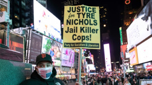 Malgr&eacute; George Floyd, les violences polici&egrave;res n'ont pas fl&eacute;chi aux Etats-Unis