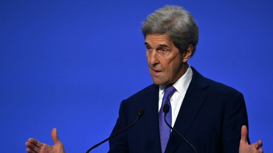 "On ne r&egrave;glera pas la crise climatique sans les oc&eacute;ans", dit John Kerry &agrave; l'AFP