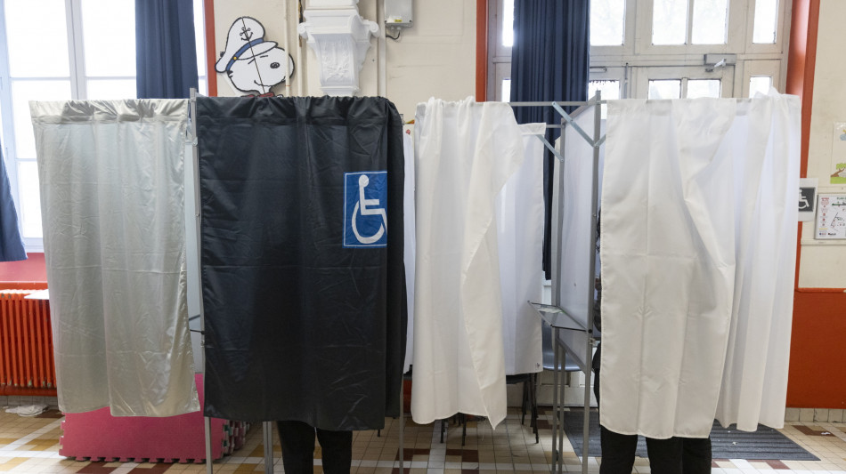 Francia: l'affluenza si conferma record, alle 17 &egrave; 59,71%