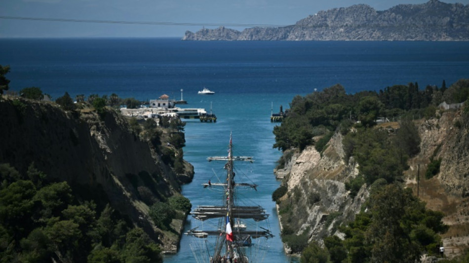 Chama ol&iacute;mpica percorrer&aacute; a Fran&ccedil;a por 80 dias antes de iluminar os Jogos