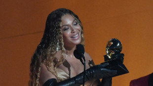 Beyonc&eacute; reine des Grammys, mais le meilleur album lui &eacute;chappe encore