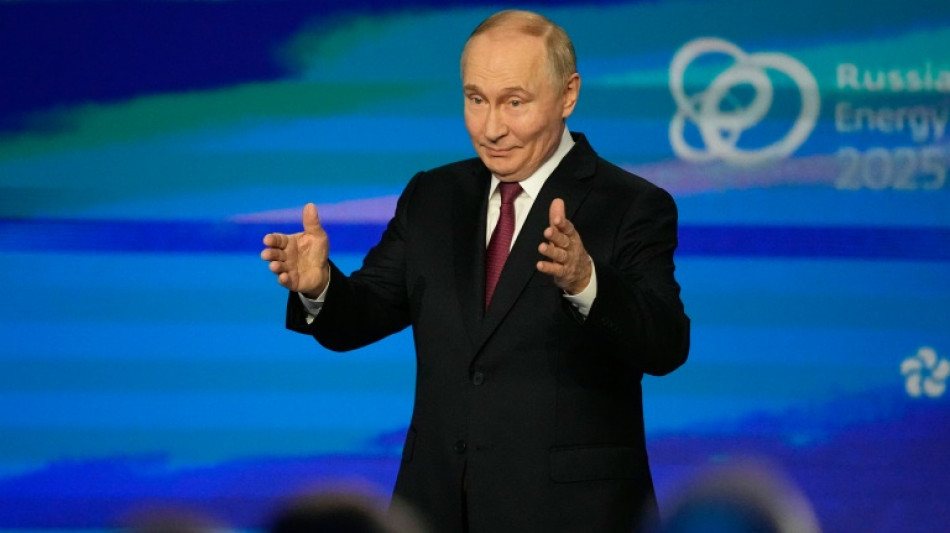 Putin says Russia a top oil producer, despite 'unfair' pressure