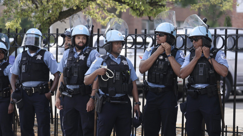 Usa: auto su campo estivo in Illinois, 4 morti e diversi feriti