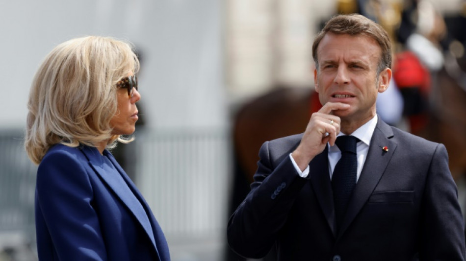 Infox sur Brigitte Macron femme transgenre: deux femmes jug&eacute;es en diffamation &agrave; Paris