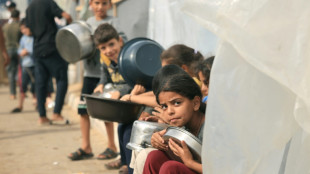 Deslocados de Gaza, em meio &agrave; poeira, frio e fome