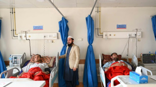 Pakistan: plus de 80 morts dans l'attentat contre une mosqu&eacute;e, des corps retir&eacute;s des d&eacute;combres