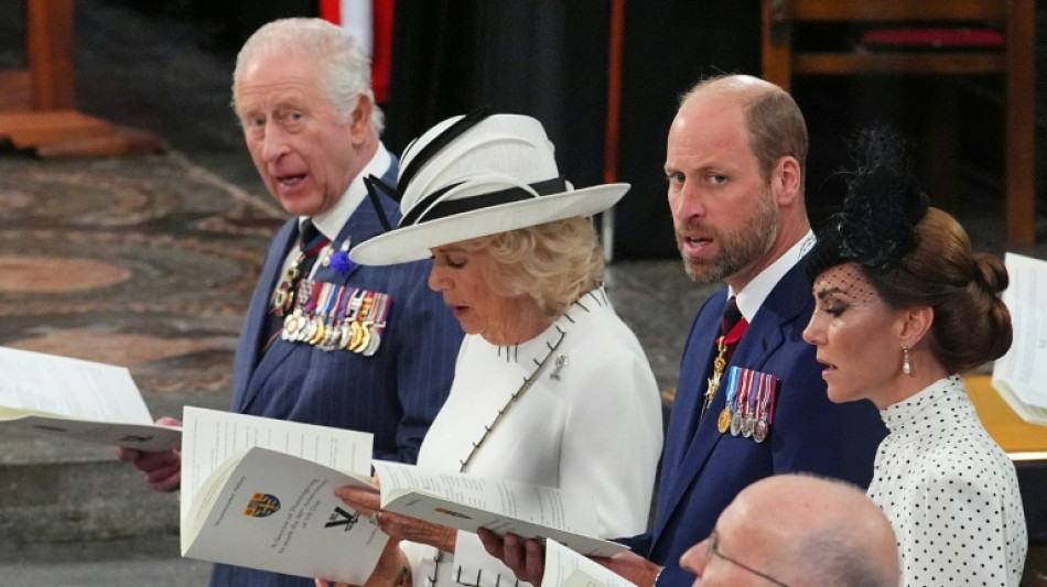 Rei Charles III presta homenagens no Reino Unido em cerim&ocirc;nias por vit&oacute;ria contra os nazistas