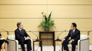 Japans Regierungschef will nach Wahlsieg Politik des get&ouml;teten Abe fortsetzen