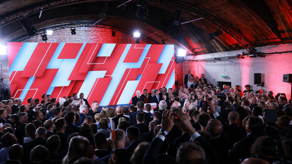 Proiezioni Polonia, in lieve vantaggio sovranista Nawrocki