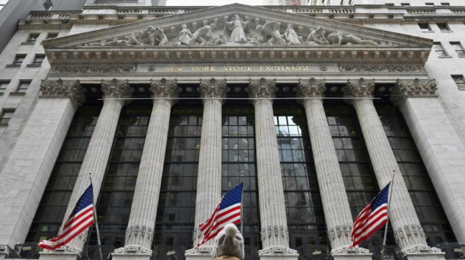 Wall Street cl&ocirc;ture en ordre dispers&eacute;, signes d'essoufflement en vue