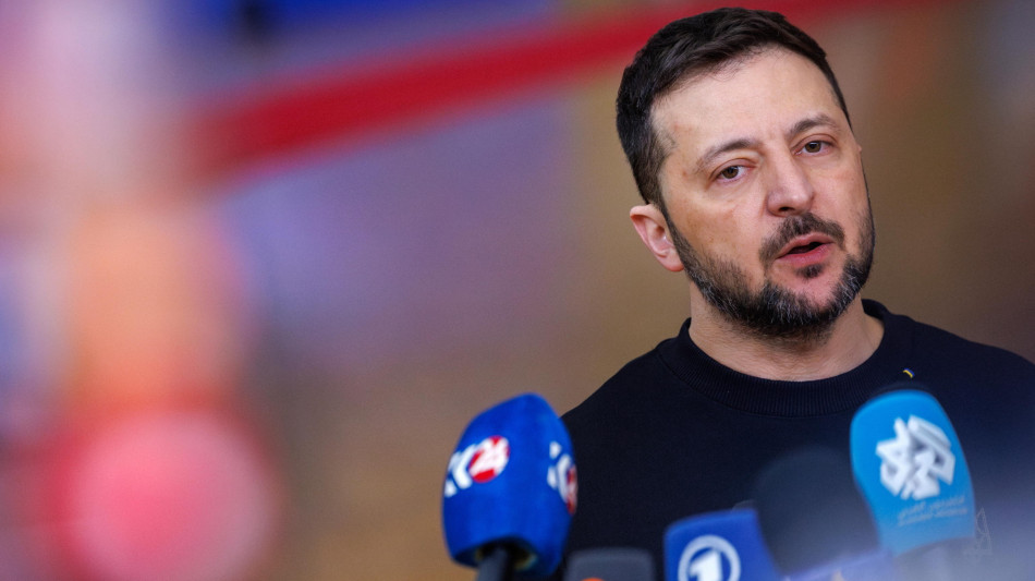 Zelensky, 'i droni hanno gi&agrave; cambiato la guerra'