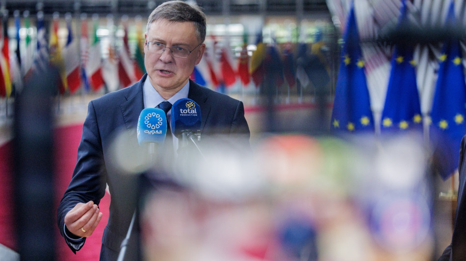 Dombrovskis, crescita sar&agrave; di poco superiore all'1,1%