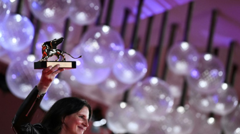 Venecia premia un documental pol&iacute;tico contra los opi&aacute;ceos en EEUU