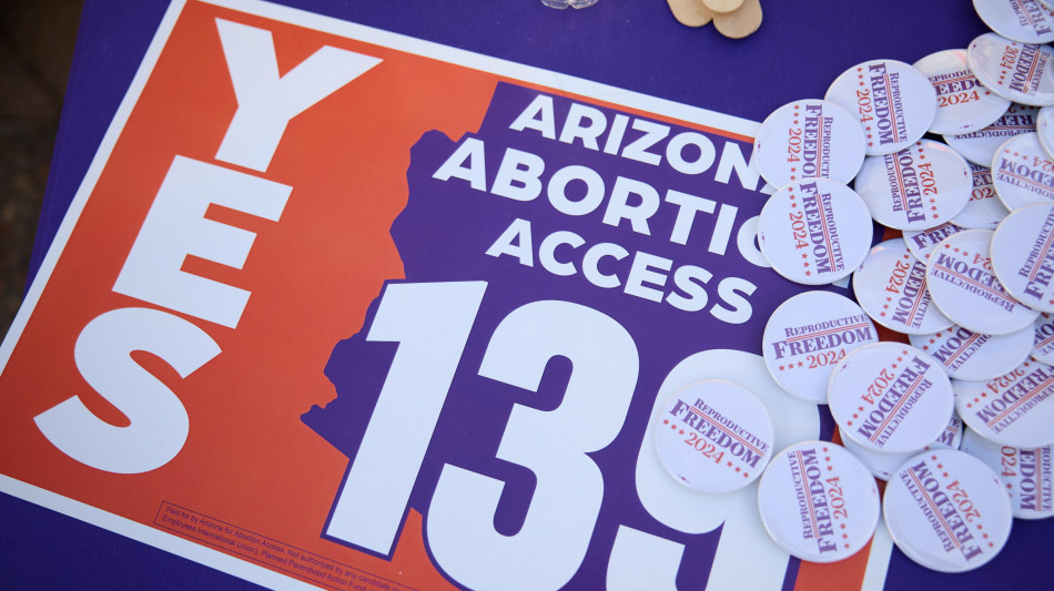 In Arizona vincono i s&igrave; per estendere diritto all'aborto
