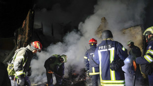 Attacco missilistico russo su Kiev, due feriti