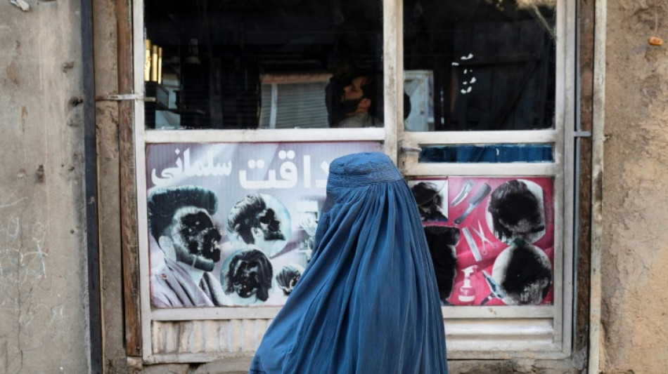 D&eacute;sormais dans le viseur des talibans: les fen&ecirc;tres qui permettent de voir des femmes
