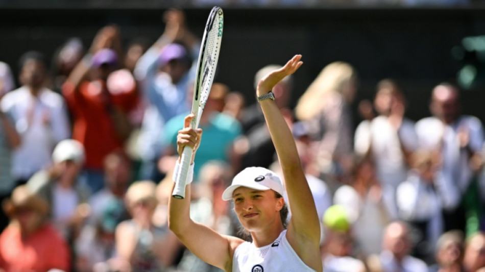 Wimbledon: Swiatek r&eacute;ussit son entr&eacute;e