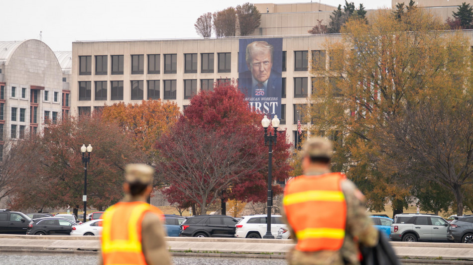 Sparatoria vicino alla Casa Bianca, due soldati colpiti