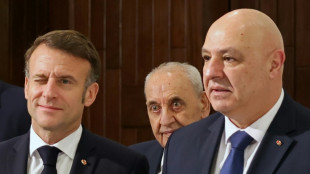 Macron anuncia una conferencia internacional en Par&iacute;s "para la reconstrucci&oacute;n" de L&iacute;bano