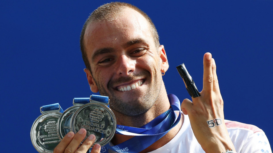 Nuoto:Paltrinieri operato a gomito e dito, 6-8 settimane di stop