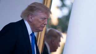 Trump dit vouloir que les Europ&eacute;ens remboursent les aides am&eacute;ricaines &agrave; l'Ukraine 