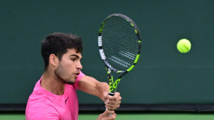 Alcaraz routs Medvedev for Indian Wells title, return to No. 1