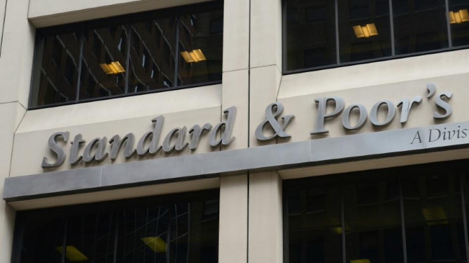 Dette: S&P ne d&eacute;grade pas la note de la France mais la garde sous perspective n&eacute;gative