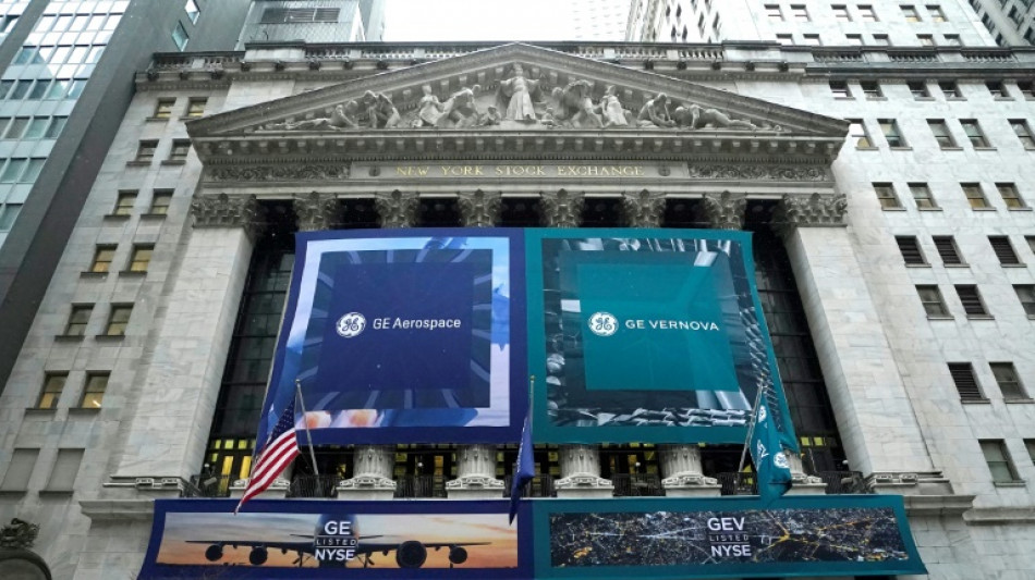 Wall Street ouvre en baisse, bouscul&eacute;e par l'inflation qui acc&eacute;l&egrave;re