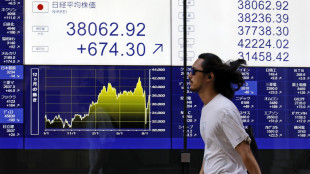 Borsa: Tokyo, apertura in leggero rialzo (+0,20%)