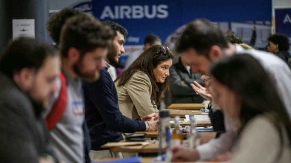 G&eacute;ants de l'a&eacute;ronautique cherchent main d'oeuvre pour tenir les cadences